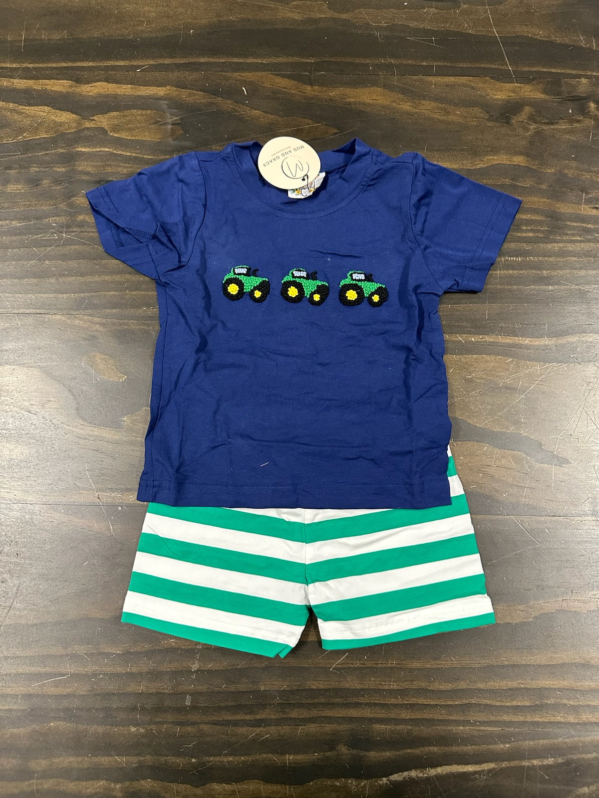 French Knot Tractor Boy short set